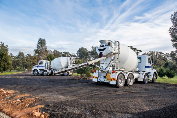 Best Concrete Driveway Installation in Ivanhoe, CA