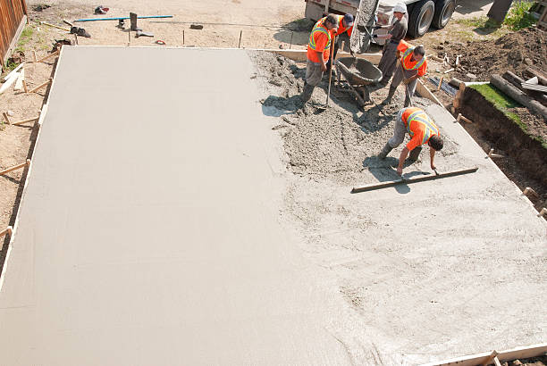 Best Industrial Concrete Flooring in Ivanhoe, CA
